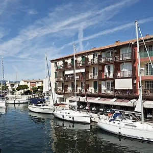 Le Suffren Aparthotel Grimaud